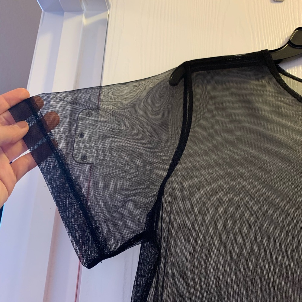 Mesh top - Picture 2 of 3